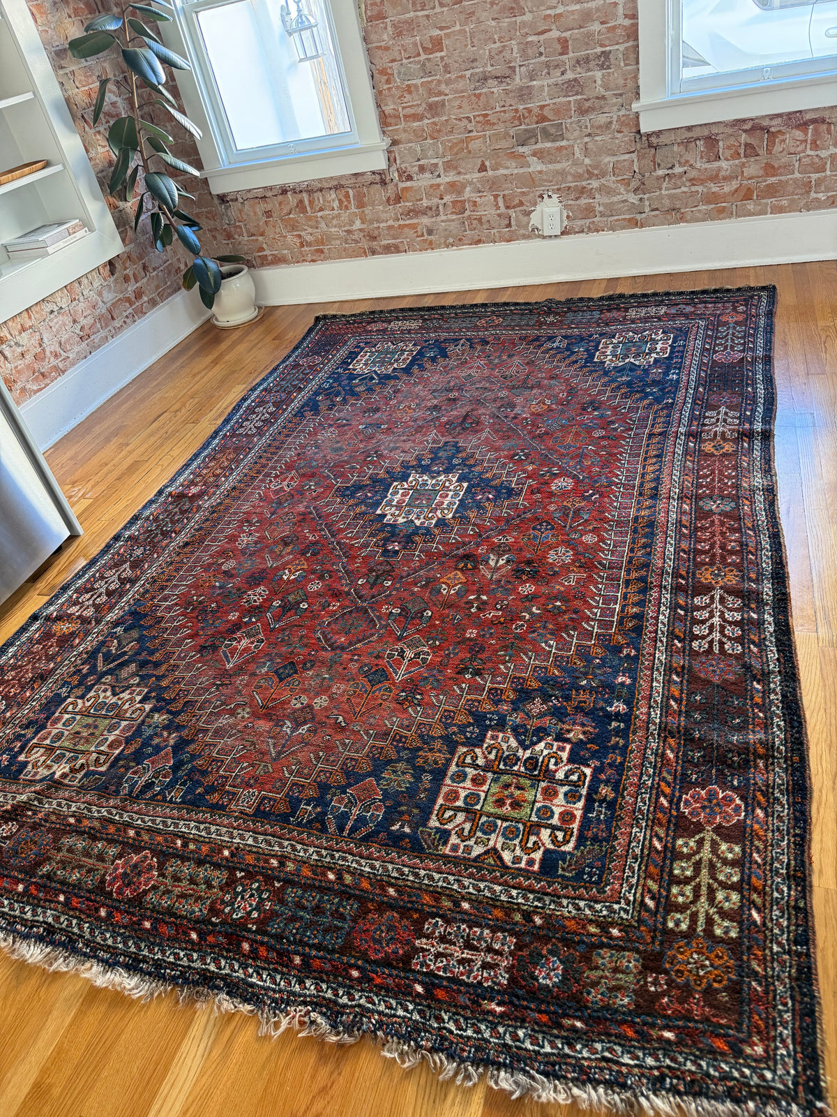 LARGE RUGS