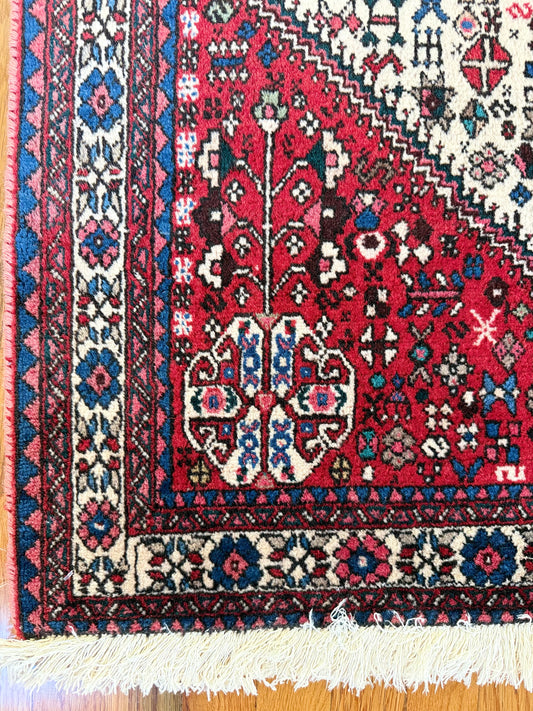 1049 | Beautifully Drawn Antique Shiraz Rug with Ivory Pictorial Field & Rich Raspberry Borders | 3.4 x 4.10
