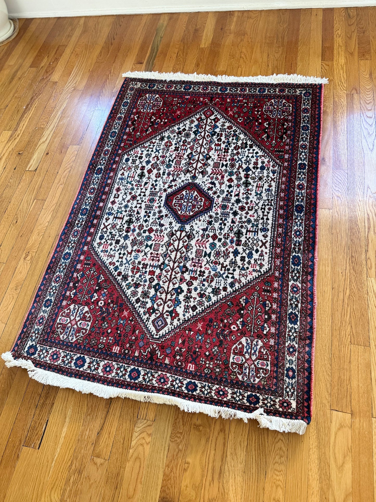 1049 | Beautifully Drawn Antique Shiraz Rug with Ivory Pictorial Field & Rich Raspberry Borders | 3.4 x 4.10