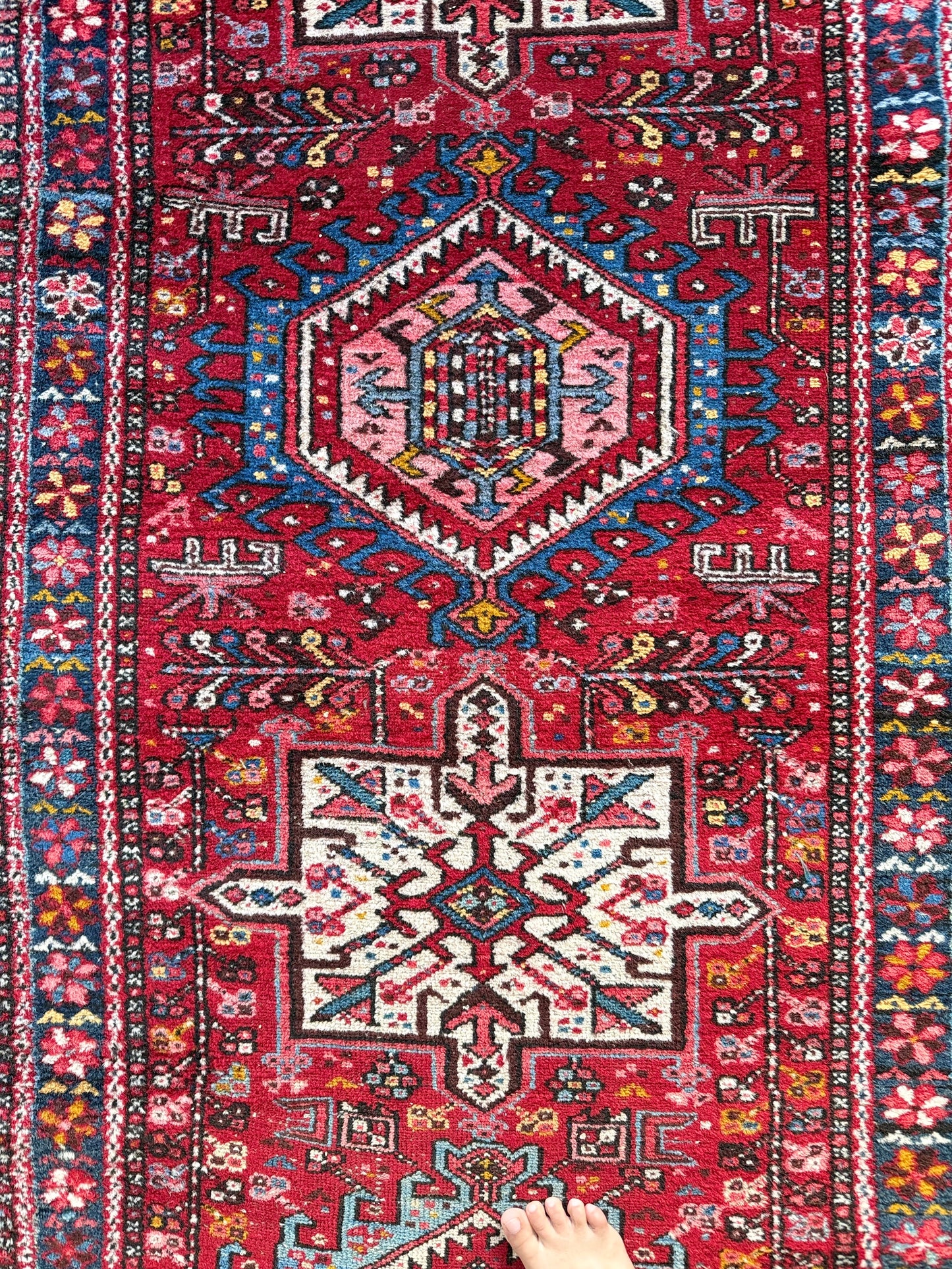 1050 | Knockout Antique Karaja Runner with Raspberry Field &amp; Ice-Blue Medallions | 3.3 x 11.1