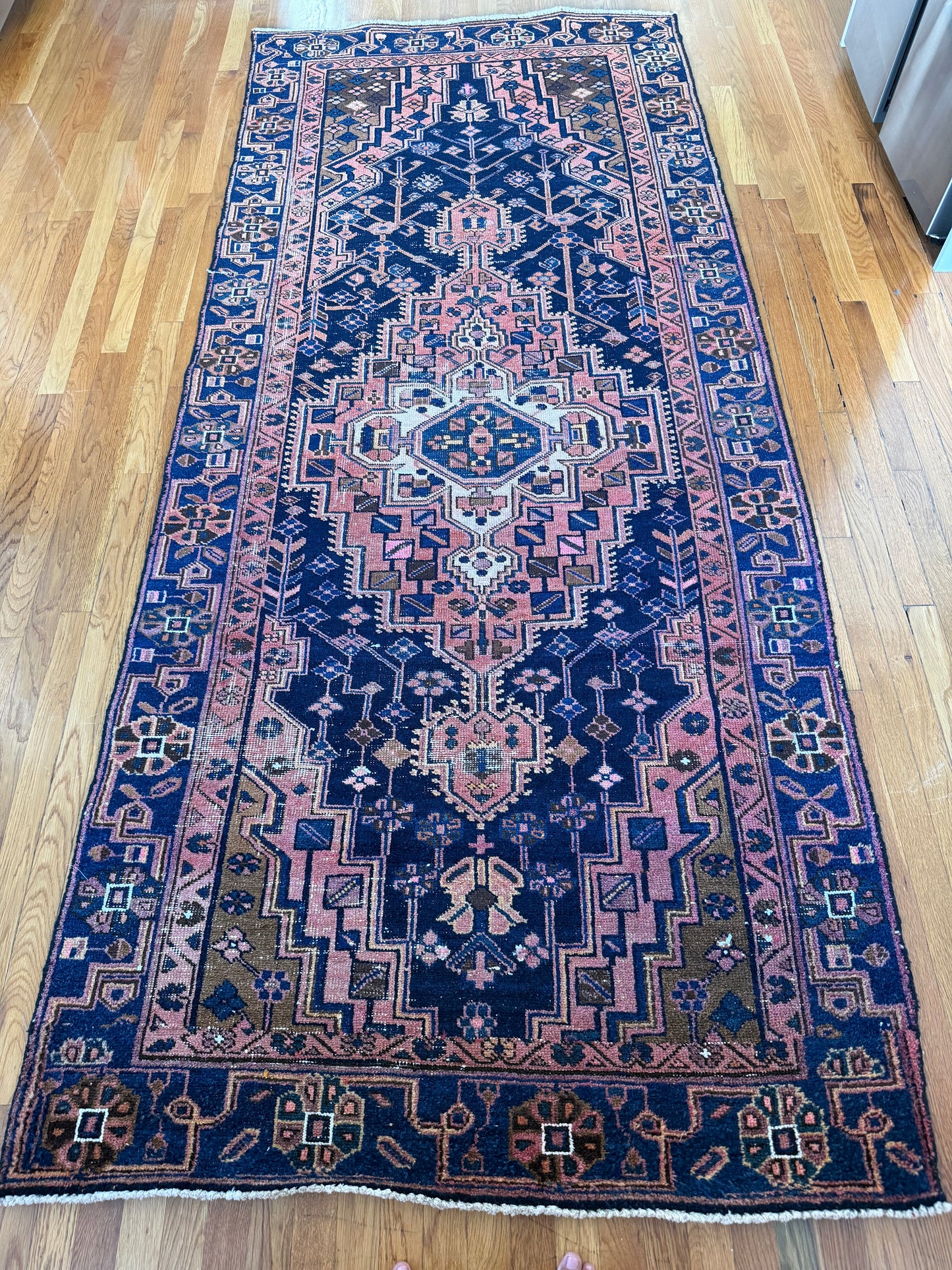 1059 | Bossy Antique Hamadan Runner with Midnight Field & Blush Medallion | 4.1 x 9.8