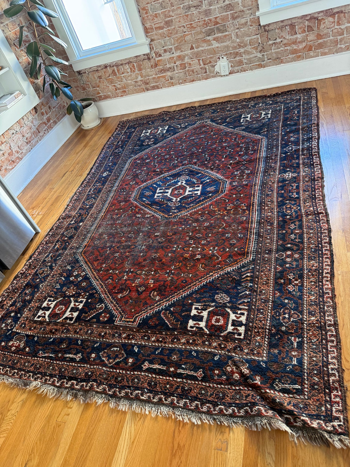 1063 | Smokeshow Antique Qashqai Rug with Burnt Wine Field & Midnight Border | 7.2 x 10.4