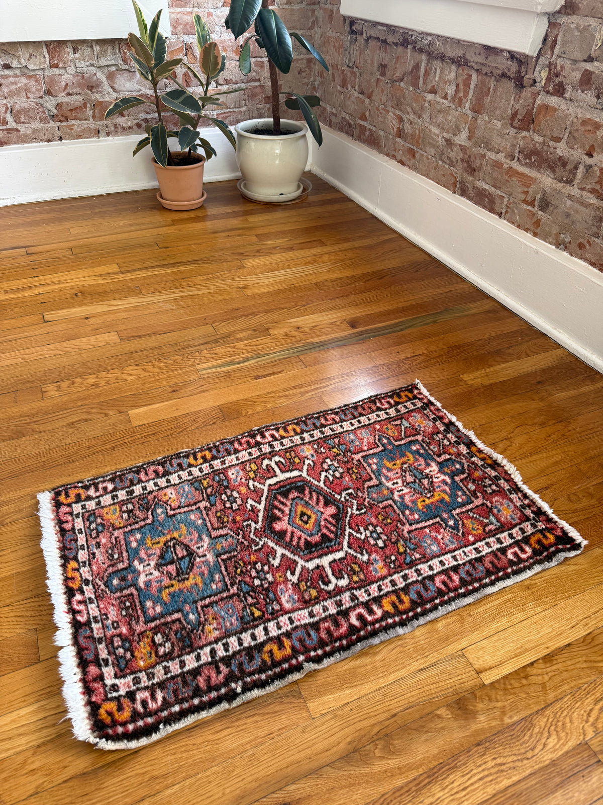 1072 | THREE OF A KIND Antique Persian Karaja Triple-Medallion Rug | Circa 1920–1930 | 1.7 × 2.8